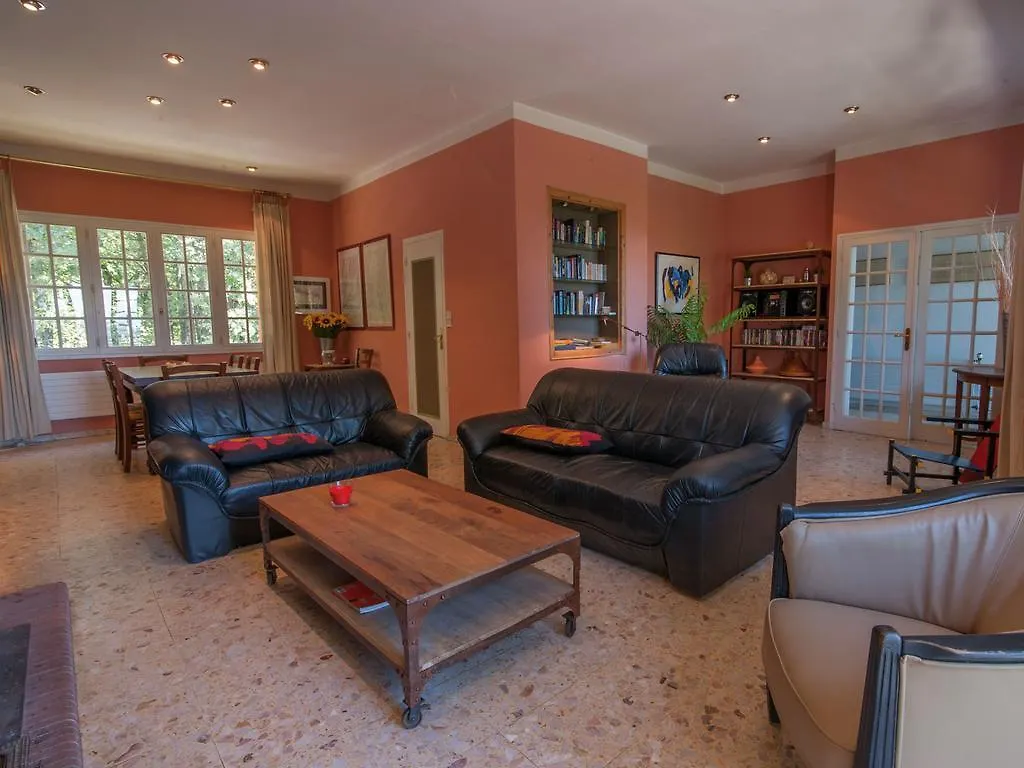 Lavish Villa In Montmaurin With A Swimming Pool France